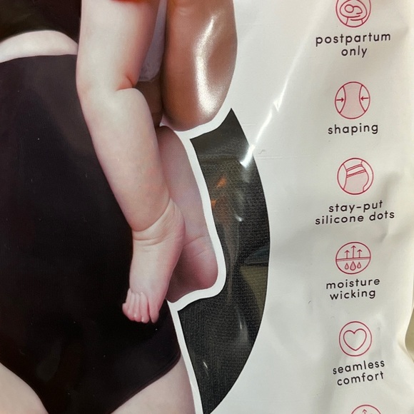 Ingrid & Isabel Maternity Small Postpartum Compression Underwear Black - Picture 5 of 8